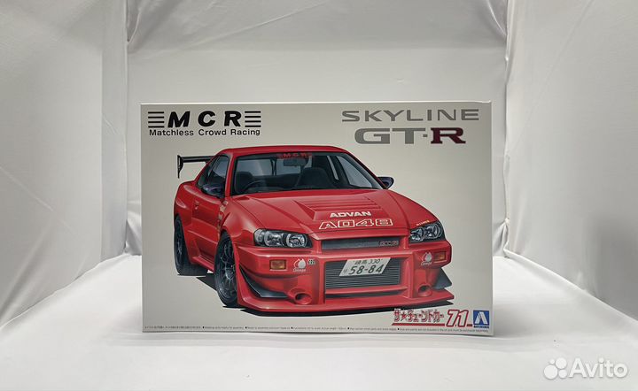 Aoshima Nissan MCR BNR34 Skyline GT-R '02 06351