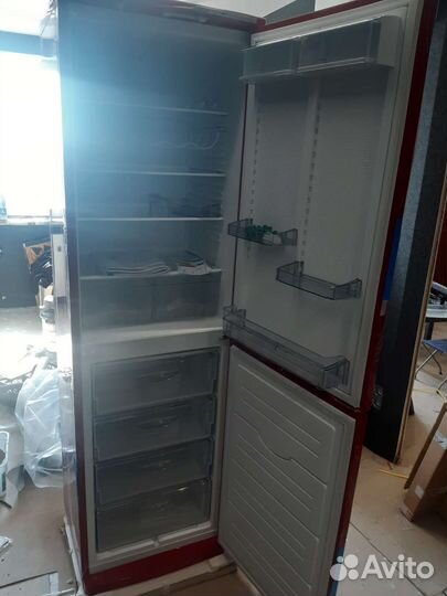 Холодильник Атлант Atlant XM 6025-030 красный