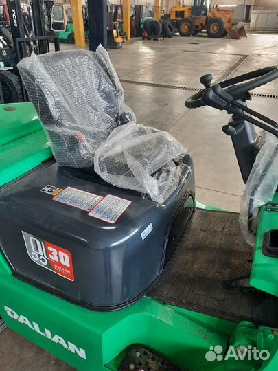 Вилочный погрузчик Dalian CPCD30FB, 2023