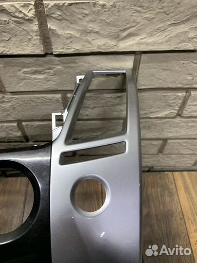 Mitsubishi Pajero Sport (KH) Консоль В торпедо