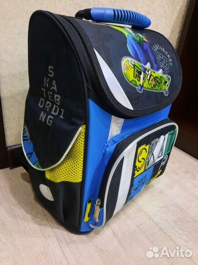 Школьный рюкзак