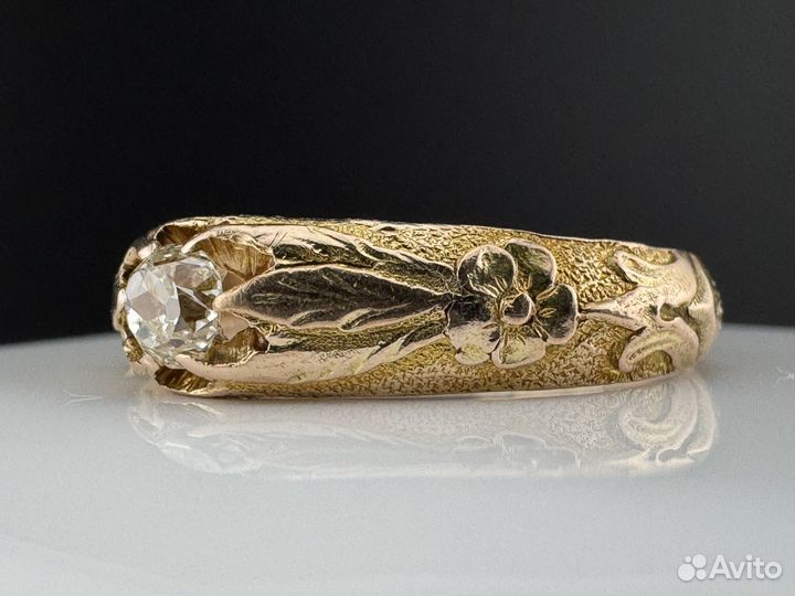 Старинное золотое кольцо Бриллиант 0.25