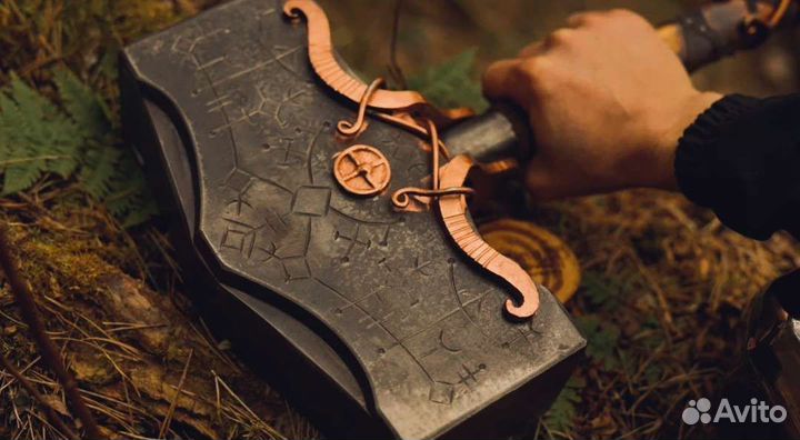 Кованый молот Кратоса