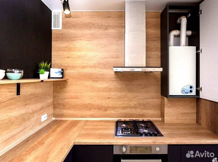 Угловой кухонный гарнитур современный