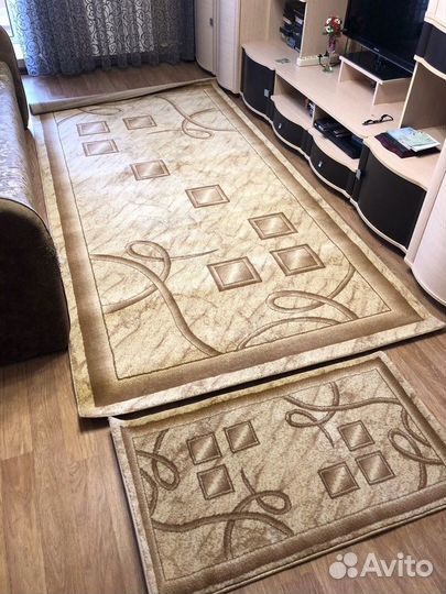 Ковёр с дорожкой