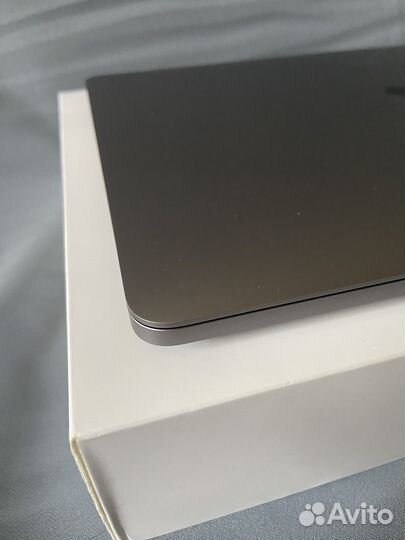 Macbook pro 13 m1 8gb 256gb
