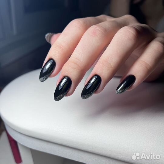 Маникюр с укреплением, наращивание ногтей, педикюр