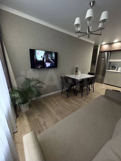 2-к. квартира, 50 м², 8/10 эт.
