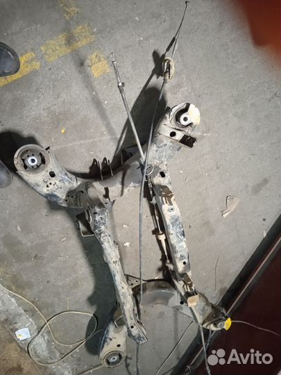 Подрамник задний dodge charger ld