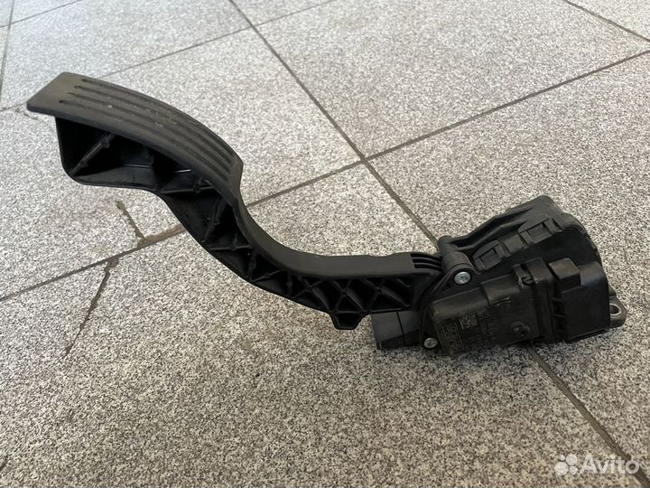 Педаль газа Электро Focus 2 / Mazda 3/5