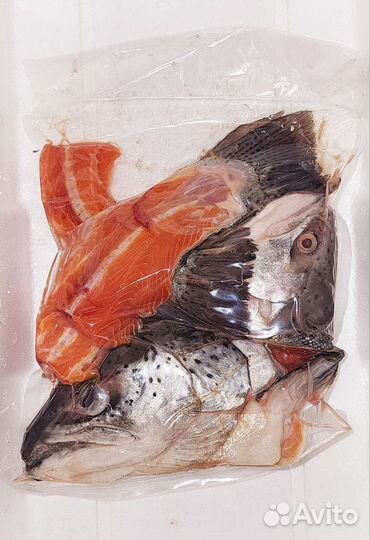 Суповой набор для ухи. Головы лососевые. Брюшки