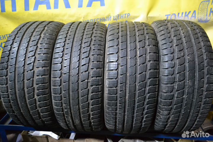 Kumho WinterCraft KW27 245/45 R18