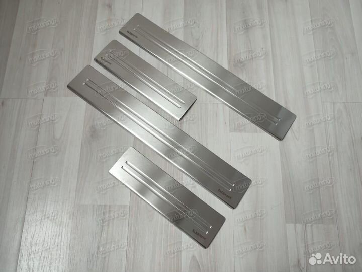 Накладки на пороги Citroen C4 Aircross 2012-2017