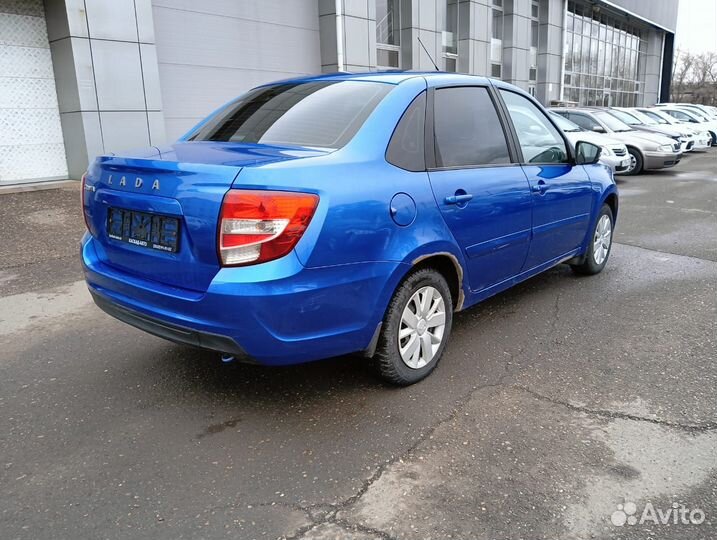 LADA Granta 1.6 МТ, 2021, 329 664 км