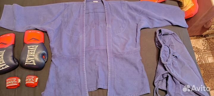 Продам кимано и комплектующие