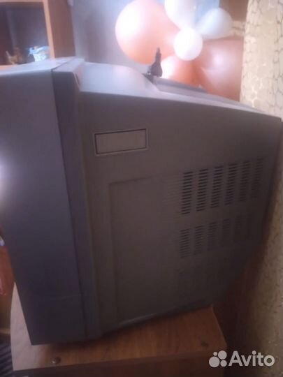 Продам телевизор