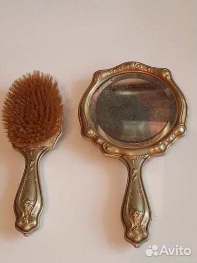 Зеркало и щетка для волос, латунь