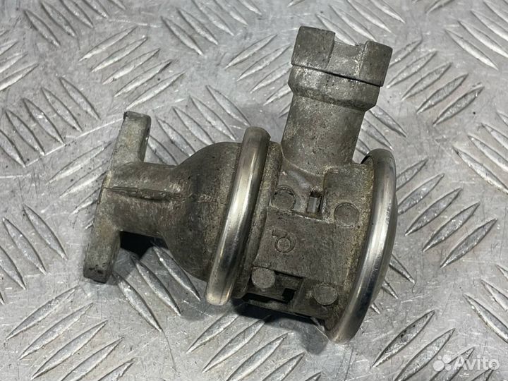 Б/У Клапан пневматический BMW E46 E85#001