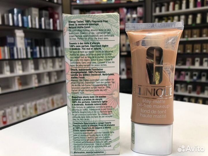 Тональный крем Clinique Stay Matte Oil Free Makeup