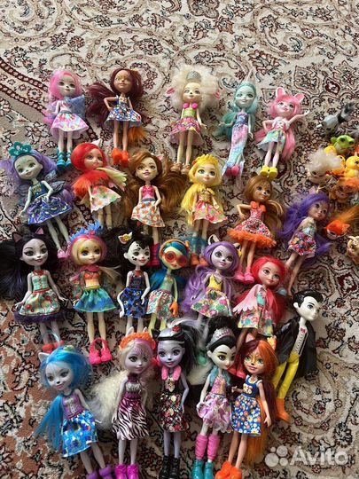 Игровой набор и куклы EnchanTimas