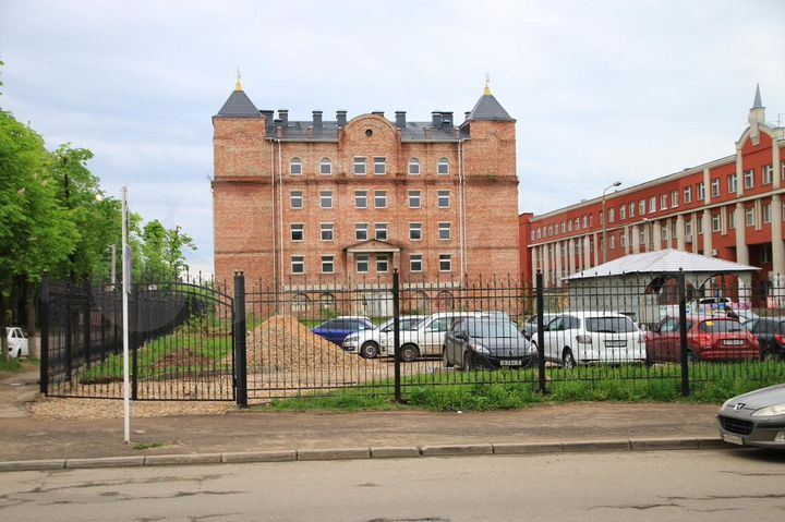 Свободного назначения, 5700 м²