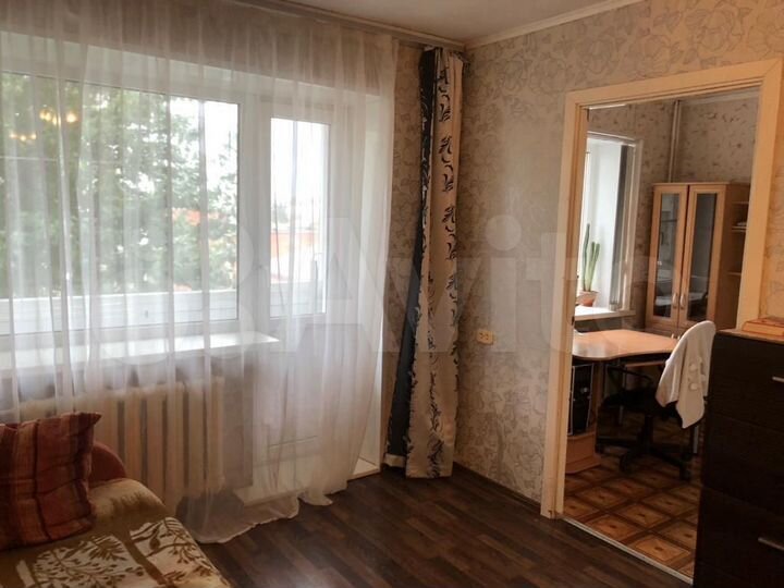 2-к. квартира, 47 м², 3/5 эт.