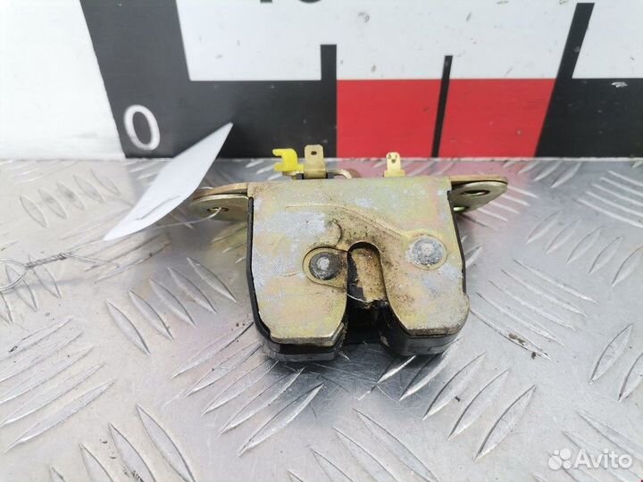 Замок крышки багажника для Volvo S40 V40 1