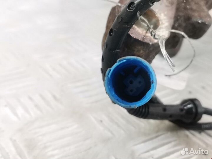 Ступица передняя правая Land Rover Range Rover 3