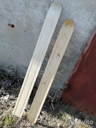 Продам лыжи поштучно