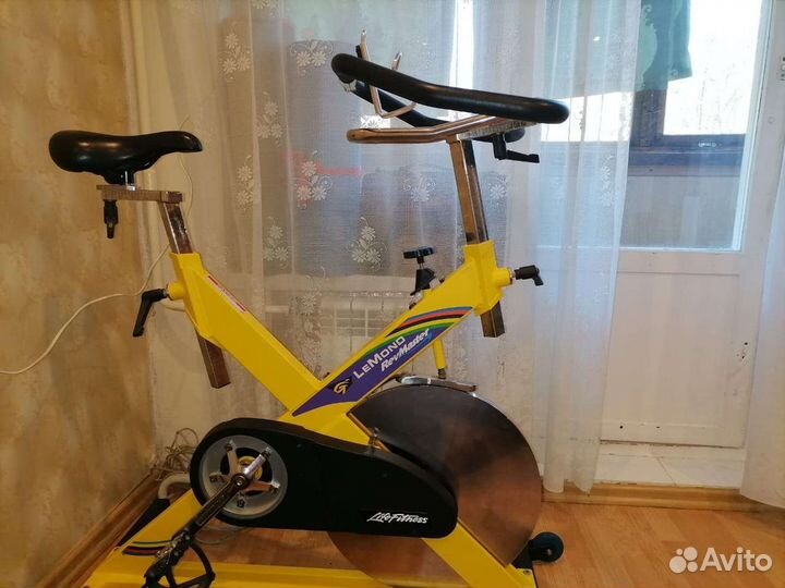 Велотренажер LeMond Revmaster