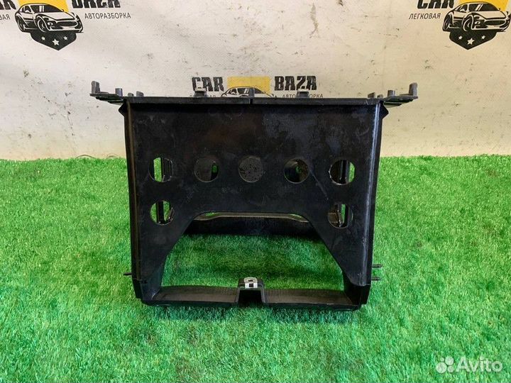 Консоль Volkswagen Polo