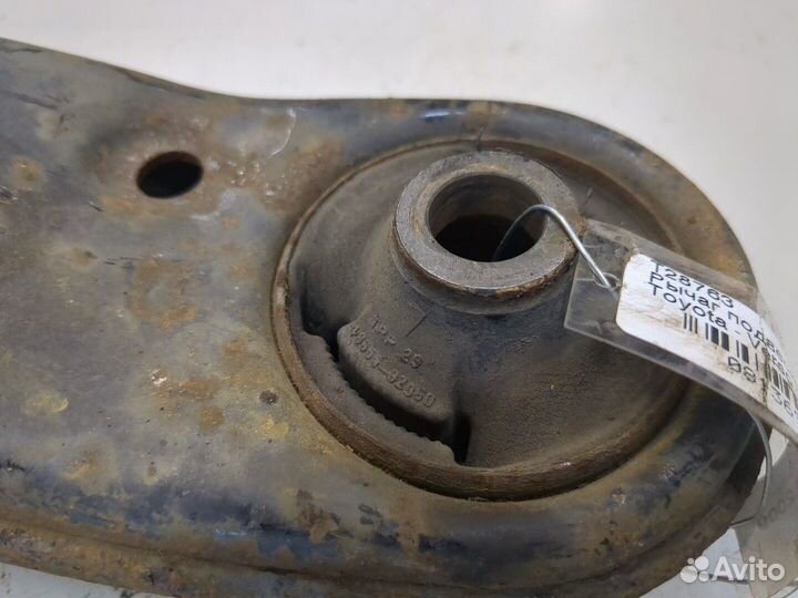 Рычаг подвески Toyota Verso, 2009