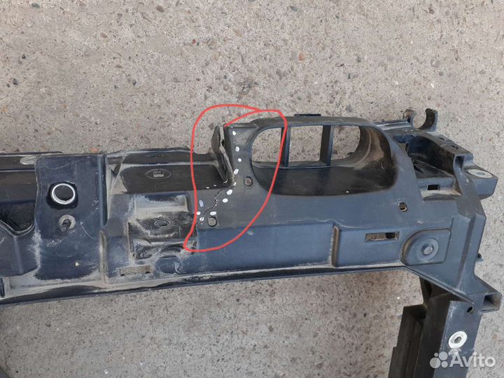 Панель передняя телевизор Ford Fiesta 6 08-13