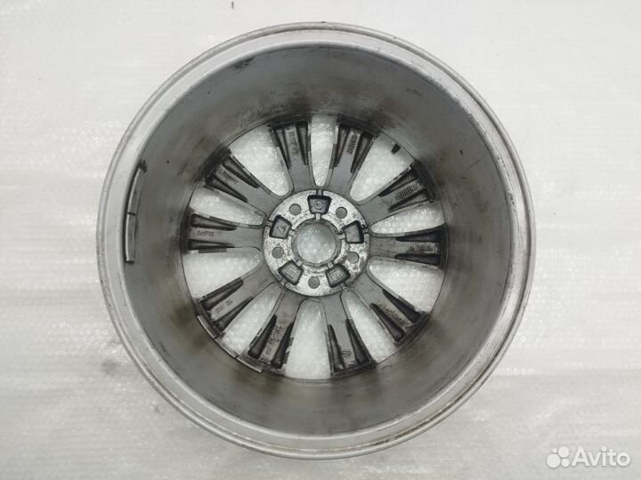 Литой диск R17 Volkswagen 3C8601025A Phoenix