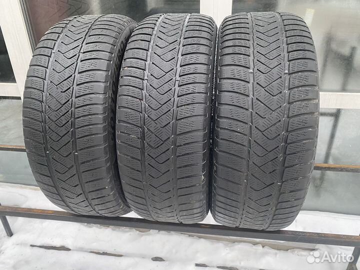 Pirelli Winter Sottozero 3 245/45 R19
