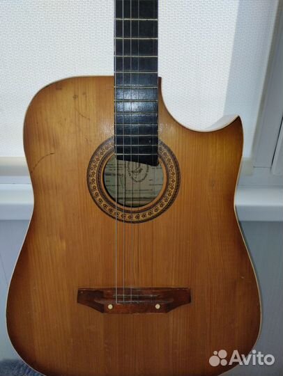 Гитара классическая