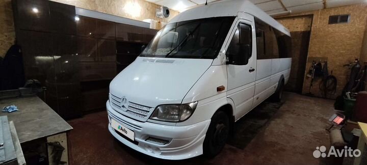 Mercedes-Benz Sprinter Classic 2.1 МТ, 2015, битый, 360 000 км