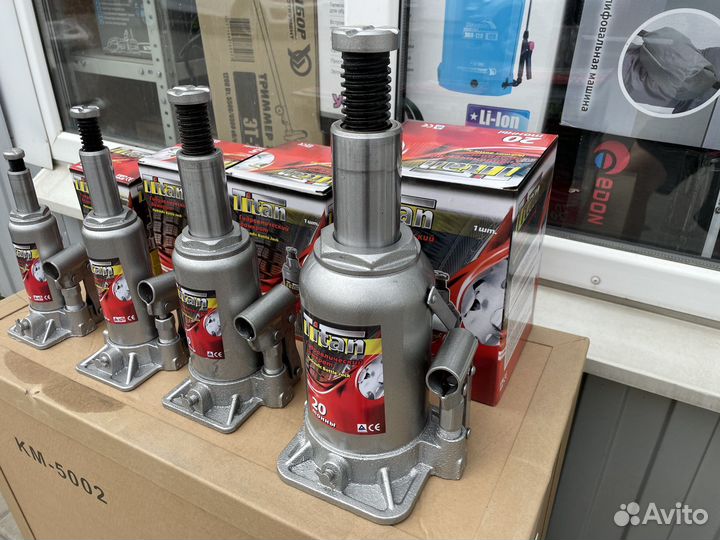 Домкрат бутылочный, гидравлический, Titan