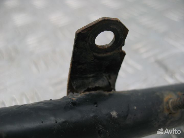 Трубка охлаждающей жидкости VW Transporter T4