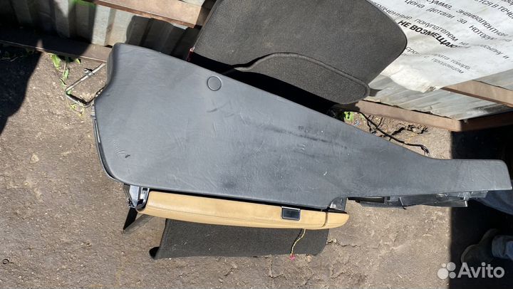 Подлокотник Designo на Mercedes W221 рестайлинг