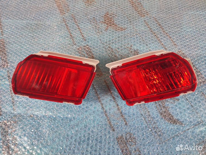 Противотуманный фонарь Land Cruiser Prado 150