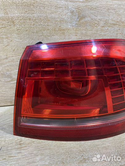 Фонарь задний правый VW Passat B7 Арт. 110047