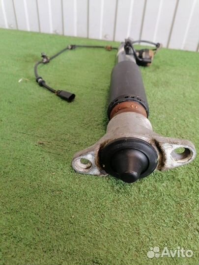 Амортизатор задний левый Hyundai Equus 3.8 G6DJ