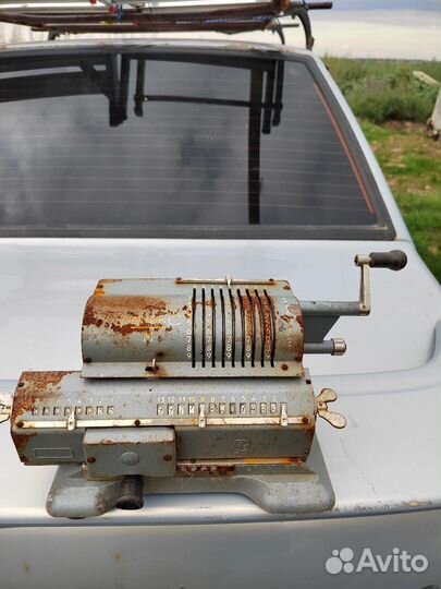 Счетная машинка Феликс