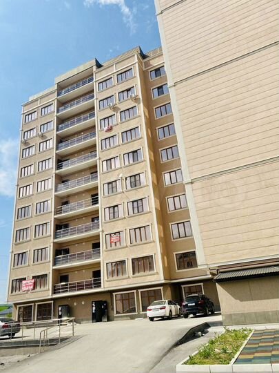 2-к. квартира, 75 м², 2/10 эт.