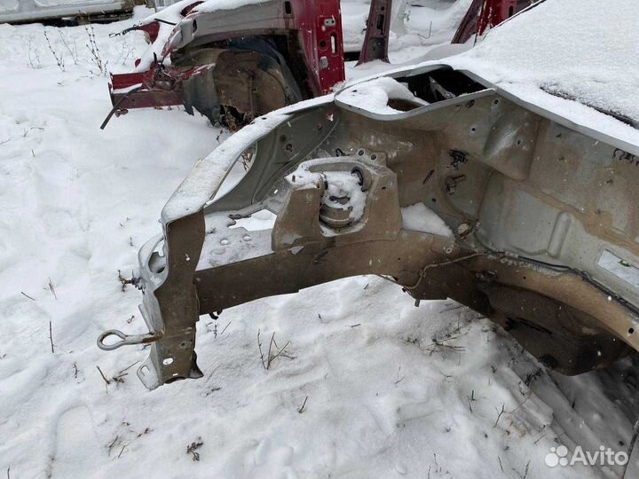 Ланжерон передний правый Peugeot 206 хетч