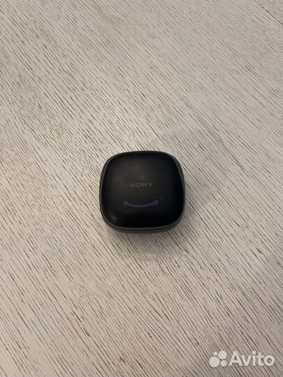 Беспроводные наушники Sony WF-SP700NL