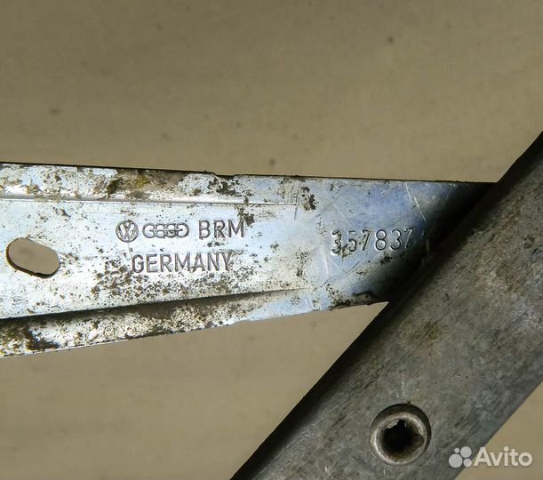 Стеклоподъемник передний левый VW Passat B3