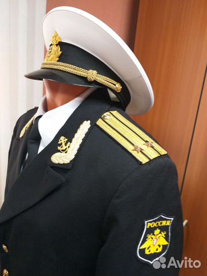 Парадная форма капитана второго ранга