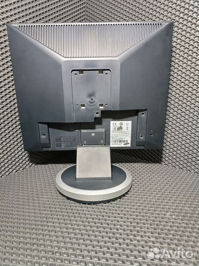 Монитор Samsung SyncMaster 940N(Т641)